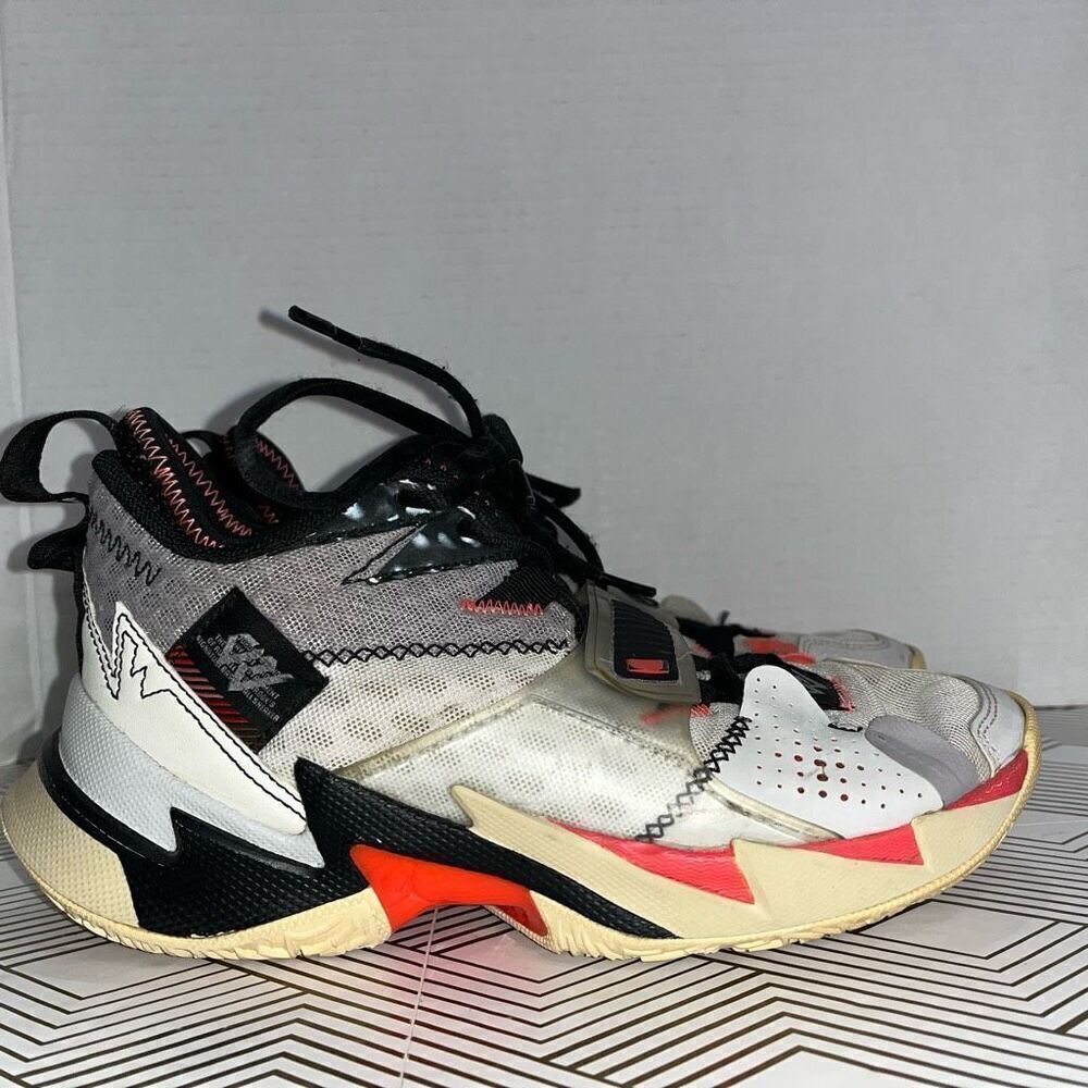 Jordan‎ Big Kids Size 6Y Why Not Zer0.3 Basketball Shoes Athletic Sneakers